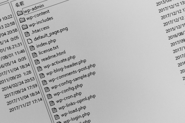 HTMLでページを作成して、FTPでアップする